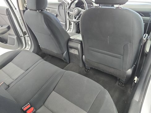 Used 2024 Nissan Sentra SV image 11