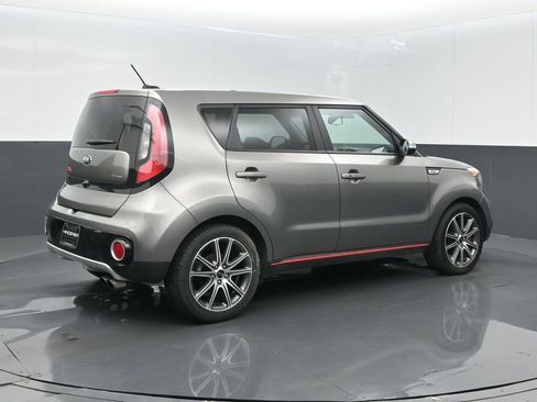 Used 2019 Kia Soul ! FWD image 22