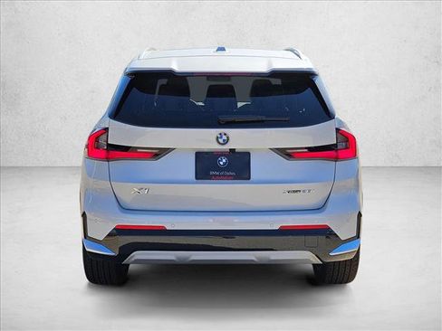 Used 2026 BMW X1 xDrive28i w/ Technology Package image 8
