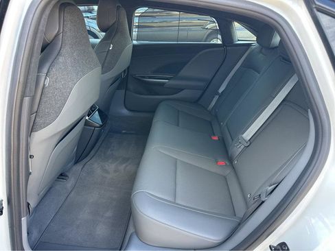 Used 2024 Lucid Air Touring image 10