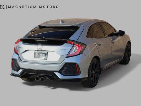 Used 2017 Honda Civic Sport image 10