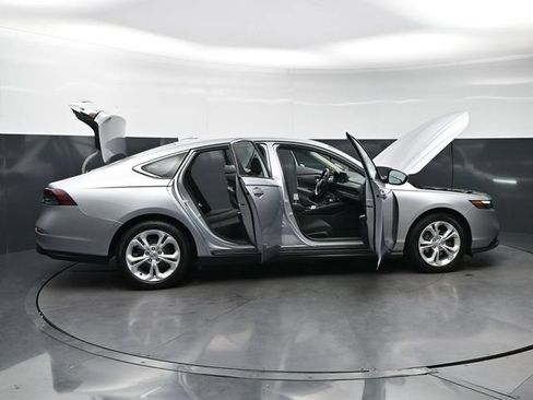 Certified 2025 Honda Accord LX image 33