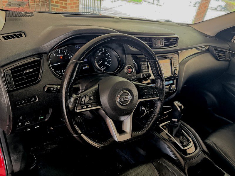 Used 2018 Nissan Rogue Sport SL AWD/4WD image 16