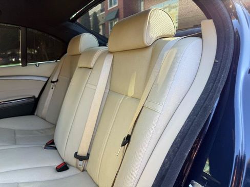 Used 2007 BMW 750i RWD image 30