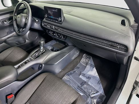 Used 2023 Honda HR-V Sport image 30