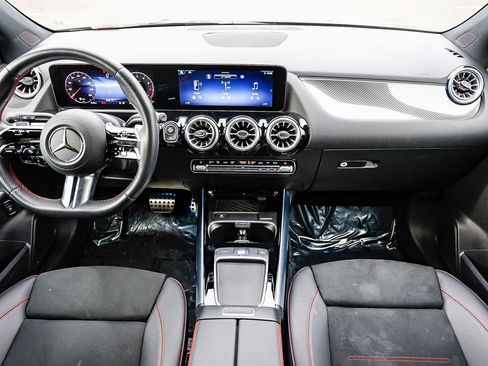 Certified 2025 Mercedes-Benz GLA 250 GLA 250 image 10