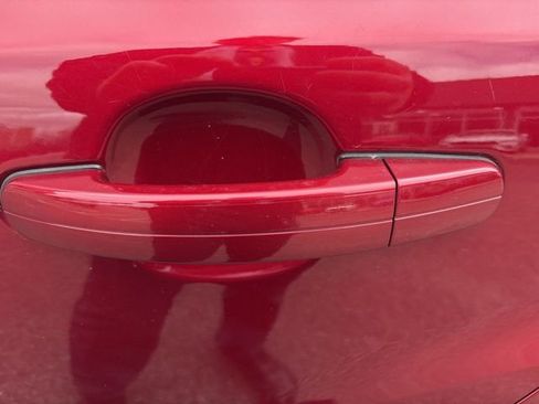 Used 2017 Ford Focus SEL image 13