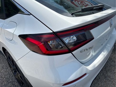 Used 2023 Honda Civic Sport Touring image 17