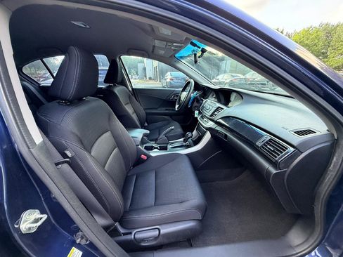 Used 2013 Honda Accord Sport image 15