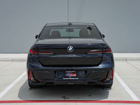 Used 2024 BMW 740i RWD image 6