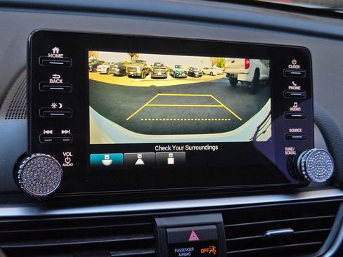 Used 2020 Honda Accord Sport image 16