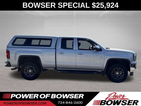 Used 2017 GMC Sierra 1500 SLE w/ SLE Value Package AWD/4WD image 6
