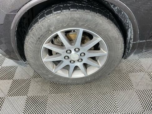 Used 2014 Buick Enclave Leather image 9