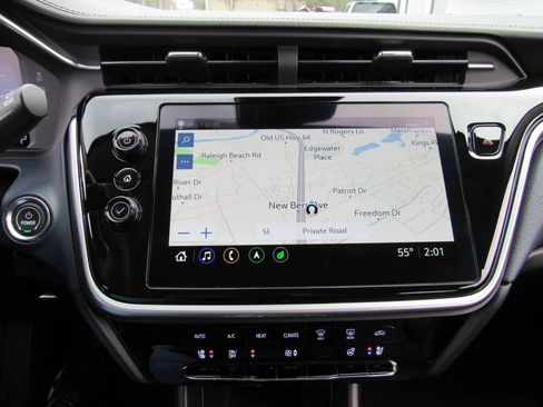 Used 2023 Chevrolet Bolt EUV Premier w/ Sun & Sound Package image 19