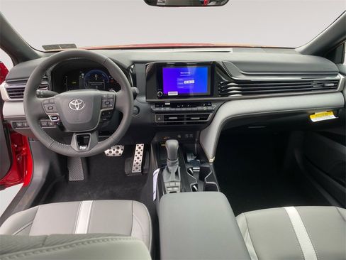 New 2026 Toyota Camry SE image 10