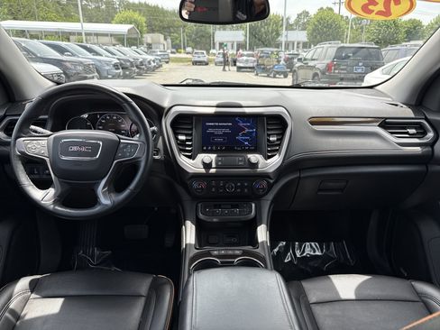 Used 2023 GMC Acadia AT4 w/ Technology Package AWD/4WD image 29