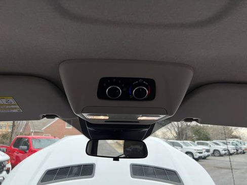 Used 2024 Ford Transit 350 XLT image 28