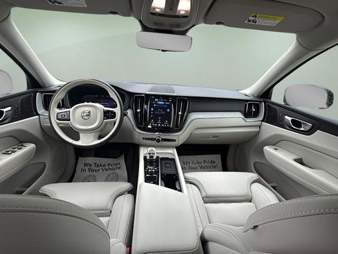 Used 2025 Volvo XC60 B5 Ultra w/ Protection Package Premier AWD/4WD image 19