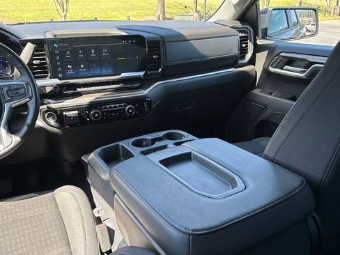 Used 2024 Chevrolet Silverado 1500 RST image 29