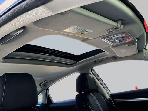 Used 2018 Honda Civic EX image 23