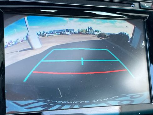 Used 2017 Toyota Camry XLE image 21