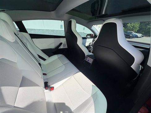 Used 2024 Tesla Model 3 Performance AWD/4WD image 15