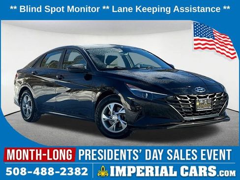 Used 2022 Hyundai Elantra SE w/ Cargo Package image 1
