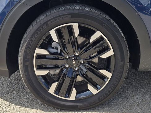 Used 2025 Kia Telluride SX AWD/4WD image 10
