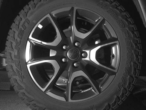 Used 2025 Jeep Compass Trailhawk image 15