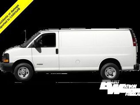 Used 2013 Chevrolet Express 2500 image 3