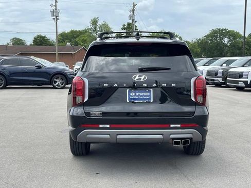Used 2023 Hyundai Palisade SEL w/ Premium Package FWD image 6