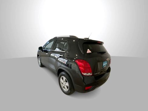 Used 2019 Chevrolet Trax LT w/ LT Convenience Package image 6