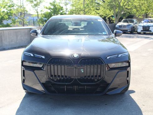 New 2026 BMW 760i xDrive AWD/4WD image 3
