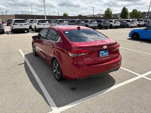 Used 2017 Kia Forte EX FWD image 3