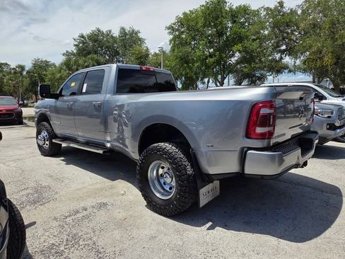 Used 2024 RAM 3500 Laramie AWD/4WD image 4