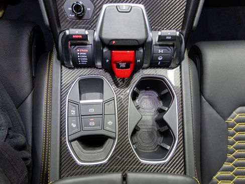 Used 2024 Lamborghini Urus S AWD/4WD image 43
