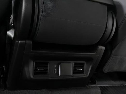 Used 2025 Chevrolet Silverado 2500 LT w/ Convenience Package image 24