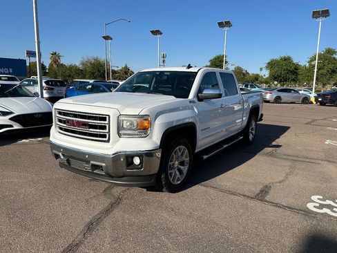 Used 2015 GMC Sierra 1500 SLT w/ SLT Crew Cab Value Package image 2