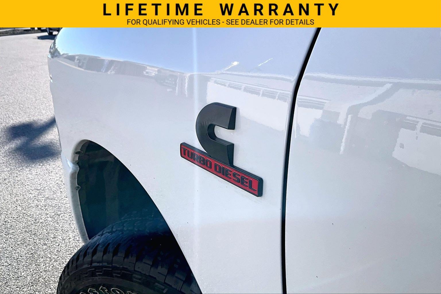 Used 2025 RAM 2500 Laramie AWD/4WD image 7