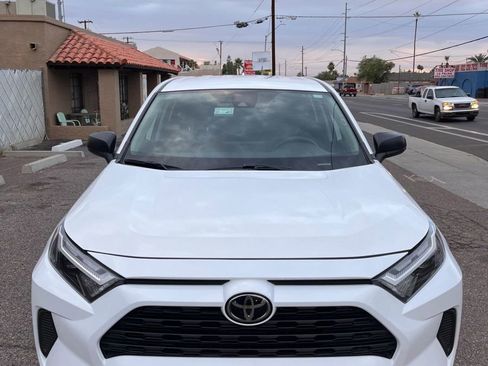 Used 2024 Toyota RAV4 LE image 3