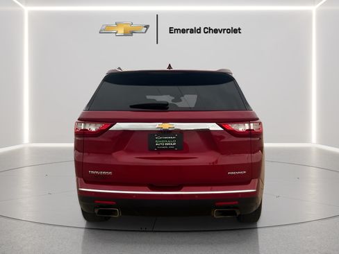 Used 2020 Chevrolet Traverse Premier FWD image 6