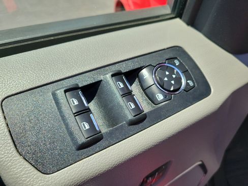 Used 2019 Ford F150 Lariat AWD/4WD image 19