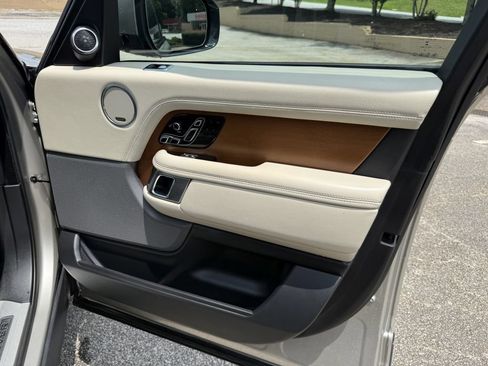 Used 2019 Land Rover Range Rover Long Wheelbase Supercharged AWD/4WD image 36