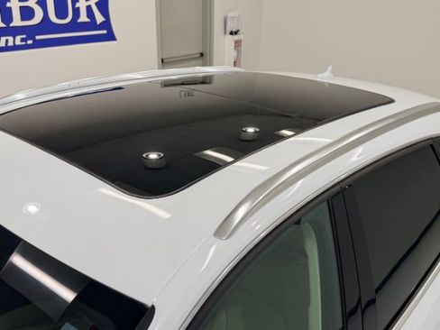 Used 2015 Audi Q5 2.0T Premium Plus w/ Technology Package image 19