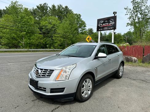 Used 2013 Cadillac SRX Luxury w/ Driver Awareness Package AWD/4WD image 4