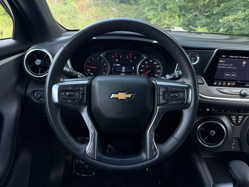 Used 2022 Chevrolet Blazer LT image 30