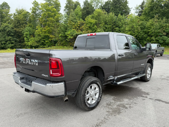 Used 2025 RAM 2500 Big Horn AWD/4WD image 5