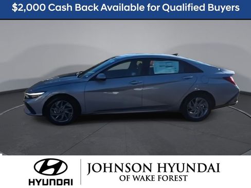 New 2026 Hyundai Elantra Blue image 6