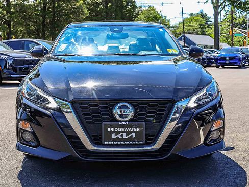 Used 2019 Nissan Altima 2.5 SL FWD image 2
