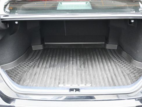 Used 2022 Toyota Camry XSE image 14